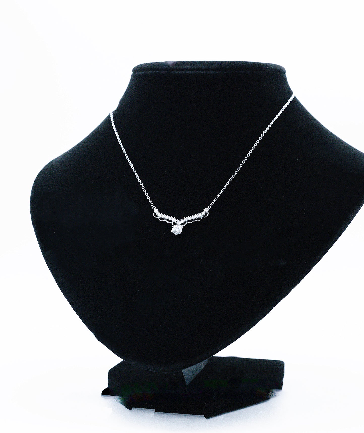 Alira Belle Moissanite 925 Silver Necklace-NCE505