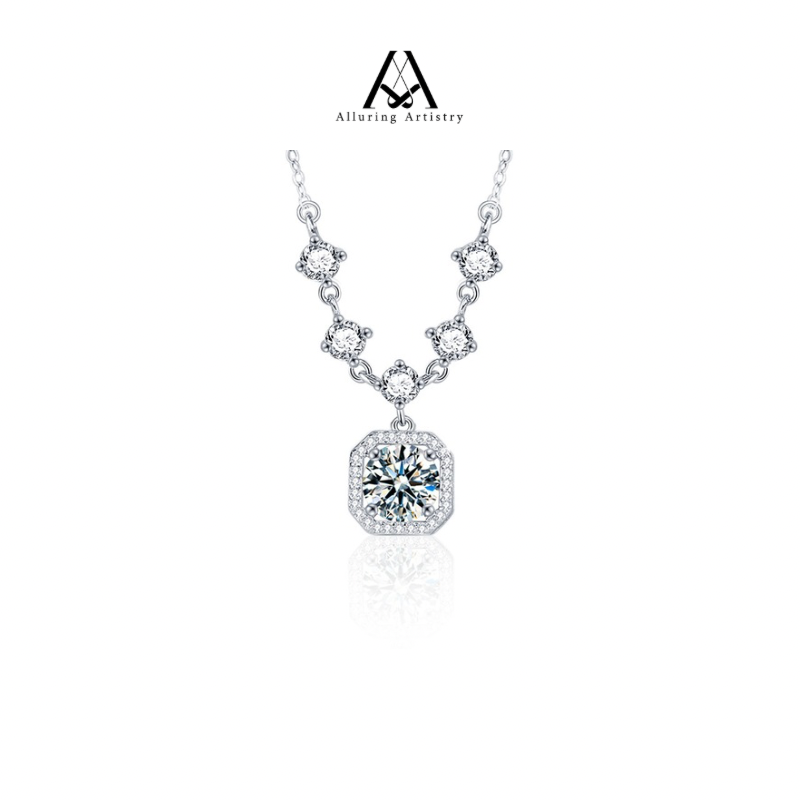 Leora Gleam Moissanite 925 Silver Necklace