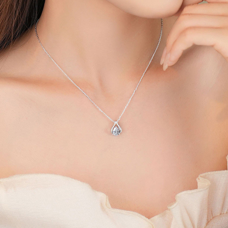 Valora Moissanite 925 Silver Necklace