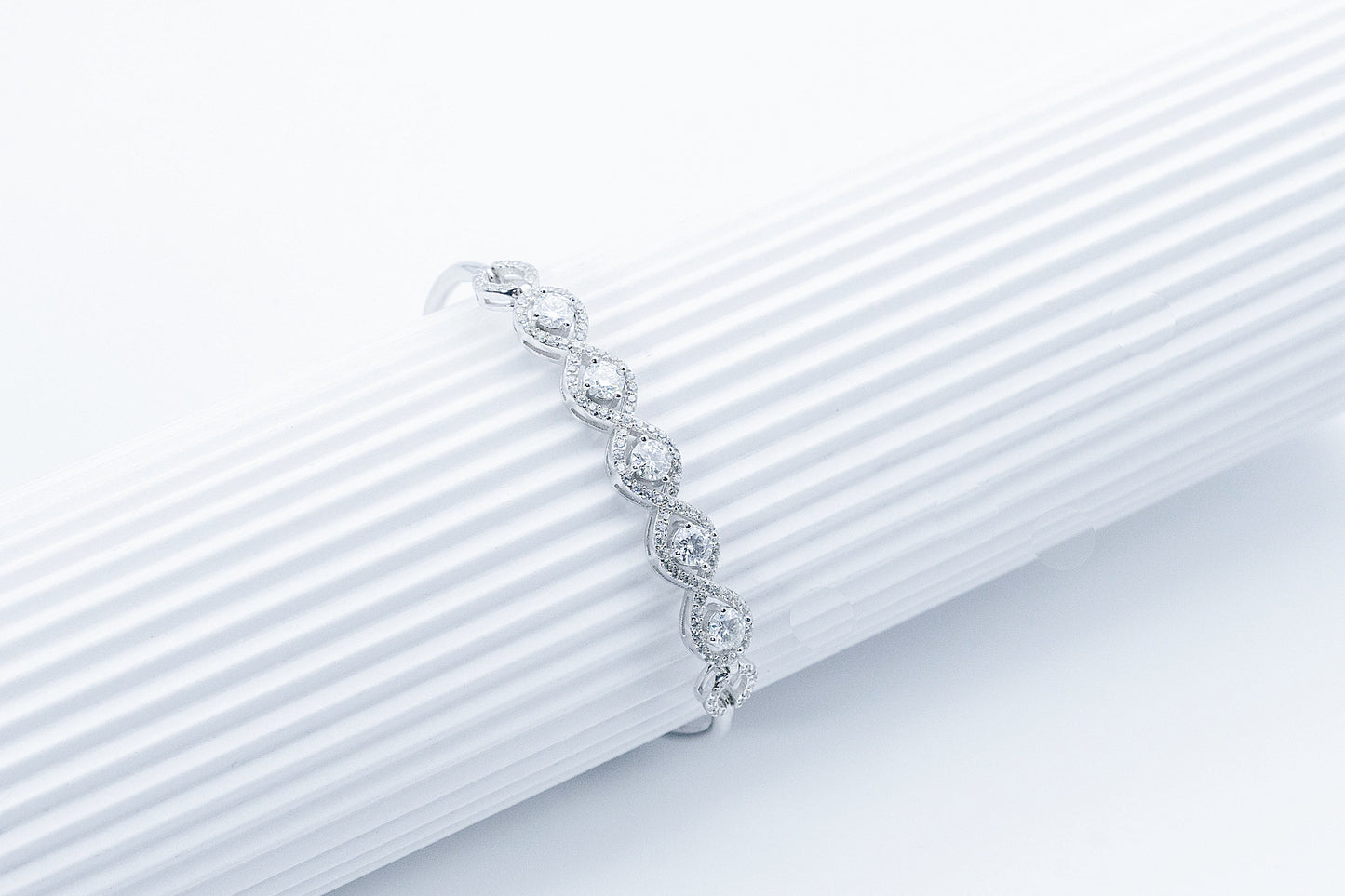 Camellia Moissanite 925 Silver Bracelet-BFT609