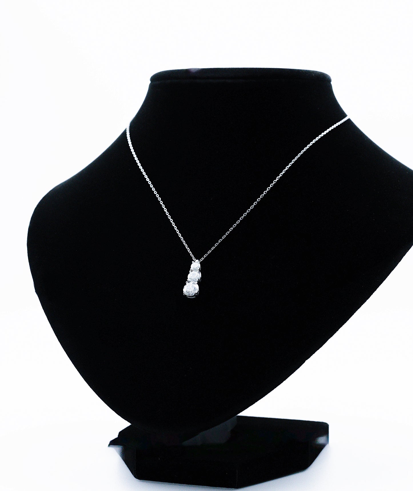 Elora Trio Moissanite 925 Silver Necklace-NCE503