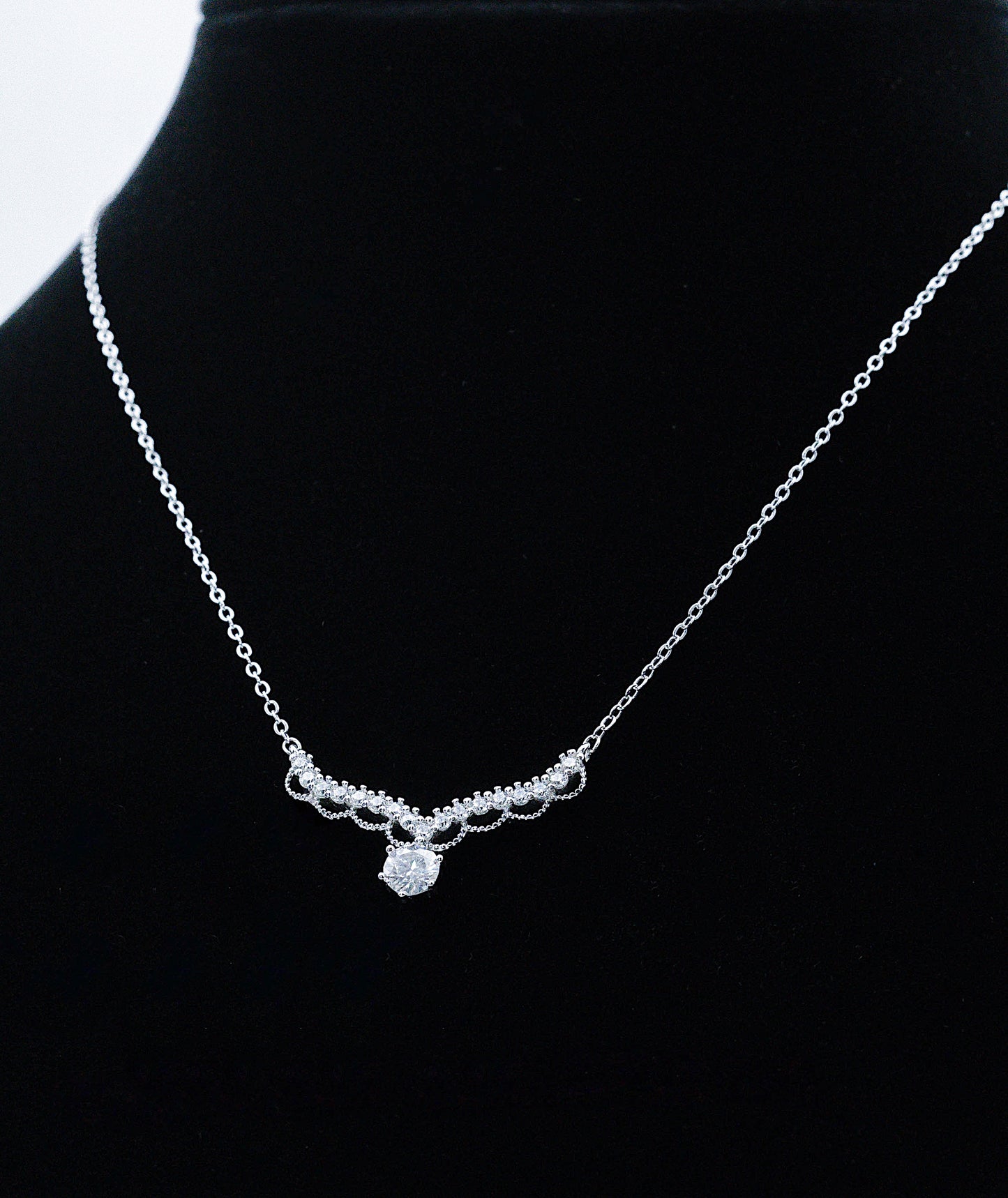 Alira Belle Moissanite 925 Silver Necklace-NCE505