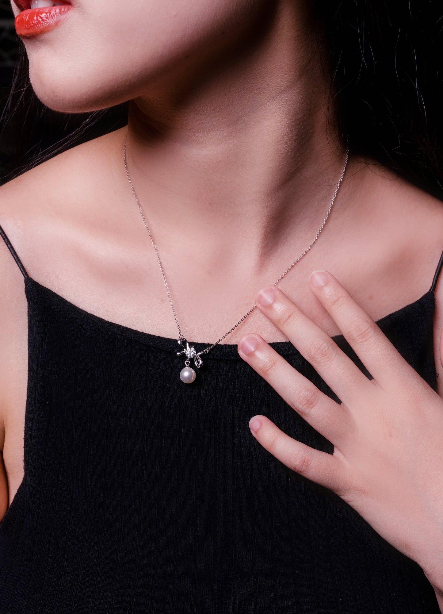 Aliana Ribbon Moissanite 925 Silver Necklace-NCE507