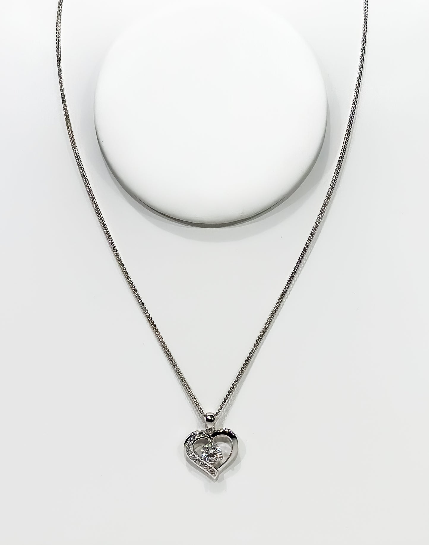 Avira Moissanite 925 Silver Necklace