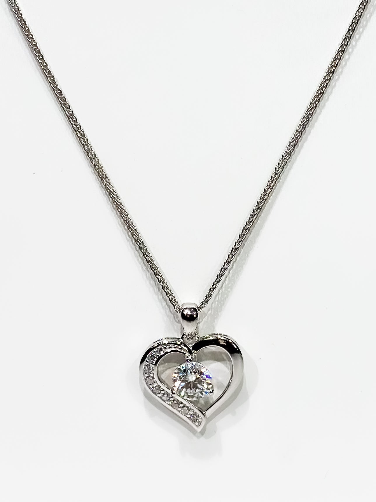 Avira Moissanite 925 Silver Necklace