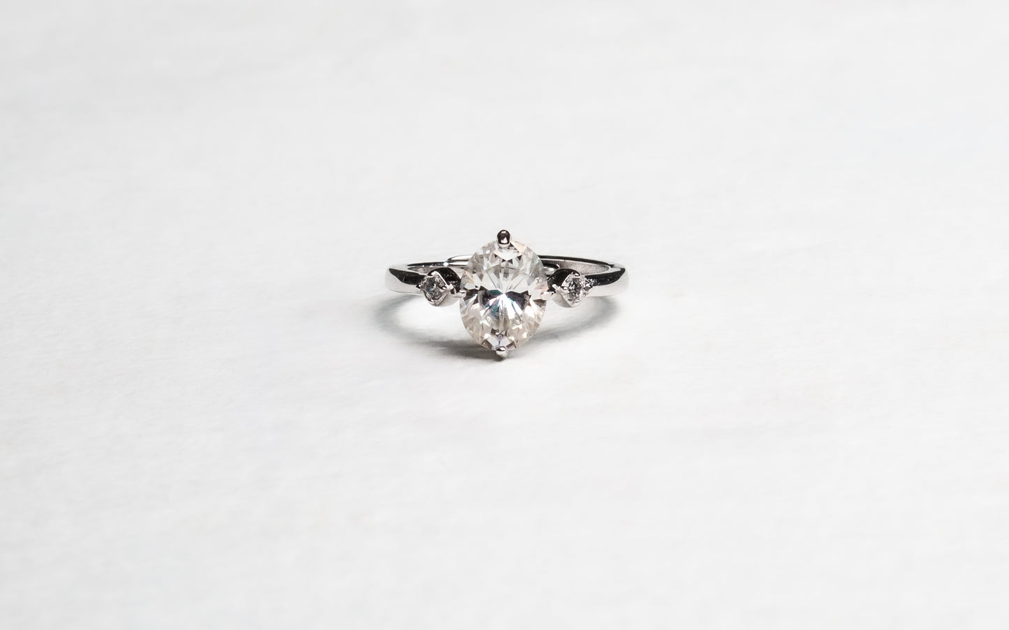 Lysandra Moissanite 925 Silver Female Ring - AFR218